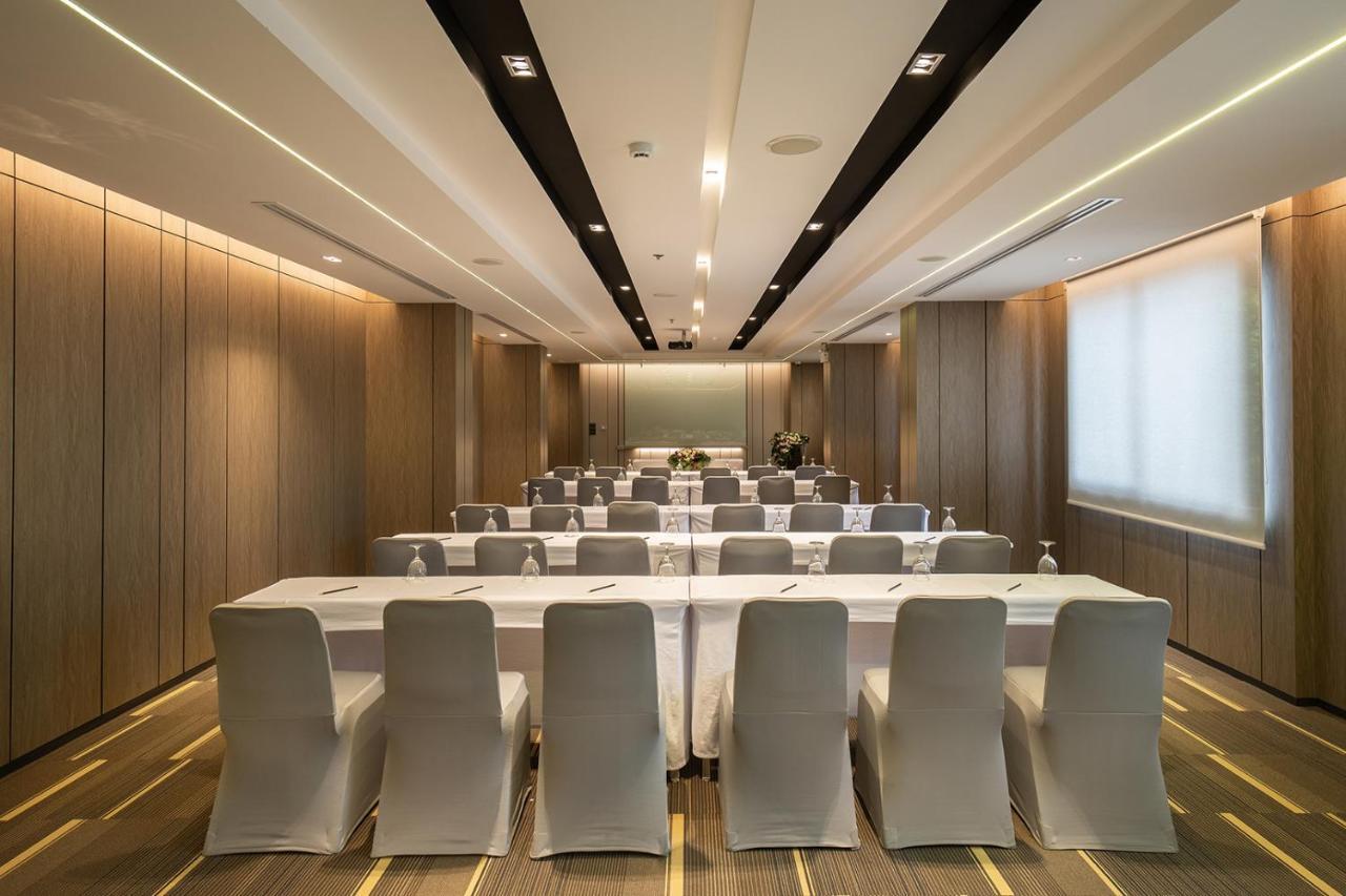 清莱传承酒店及会议中心【SHA Extra Plus】 外观 照片 Meeting room